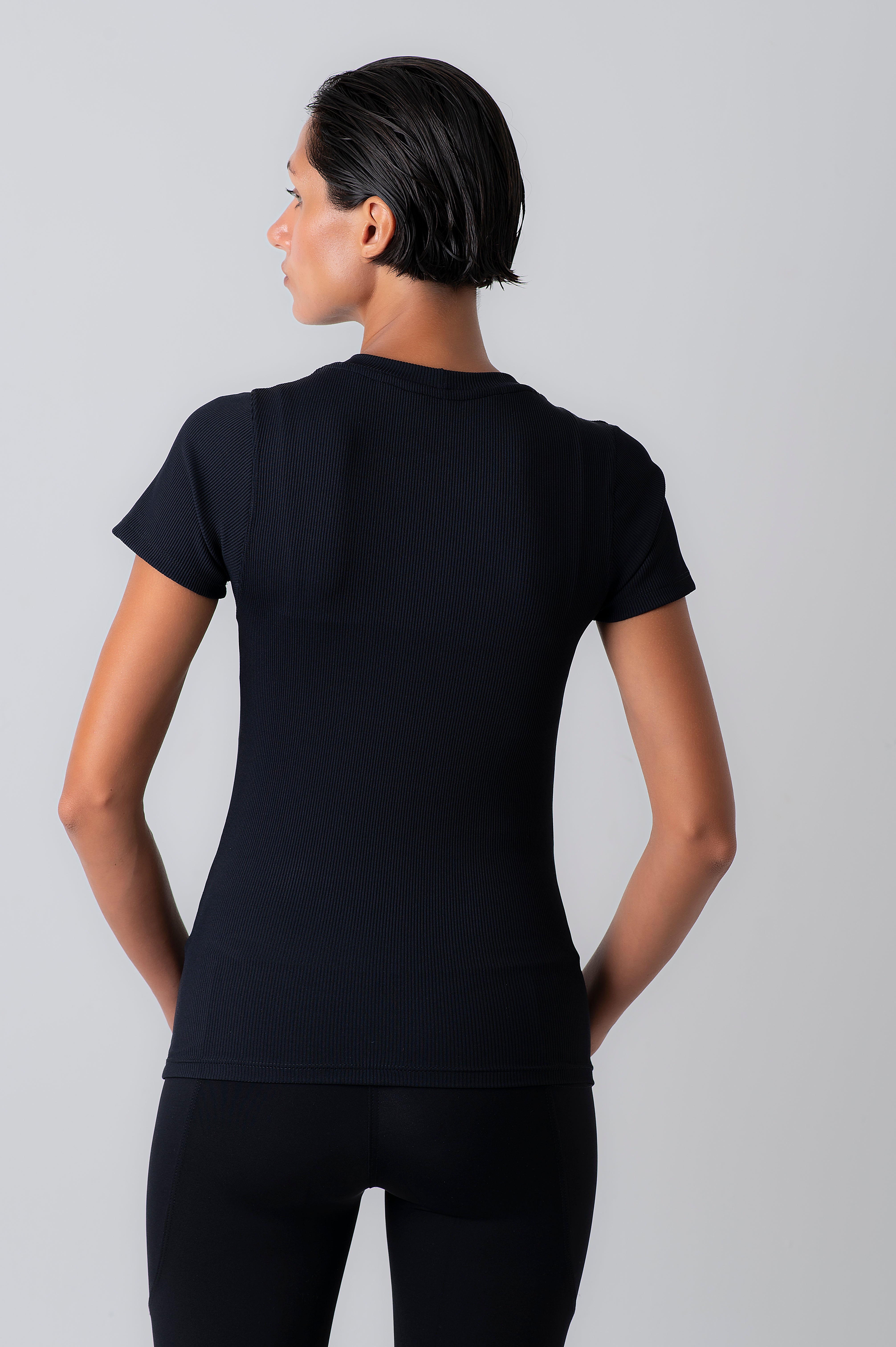 Blusa Manga Curta Rib - Preto