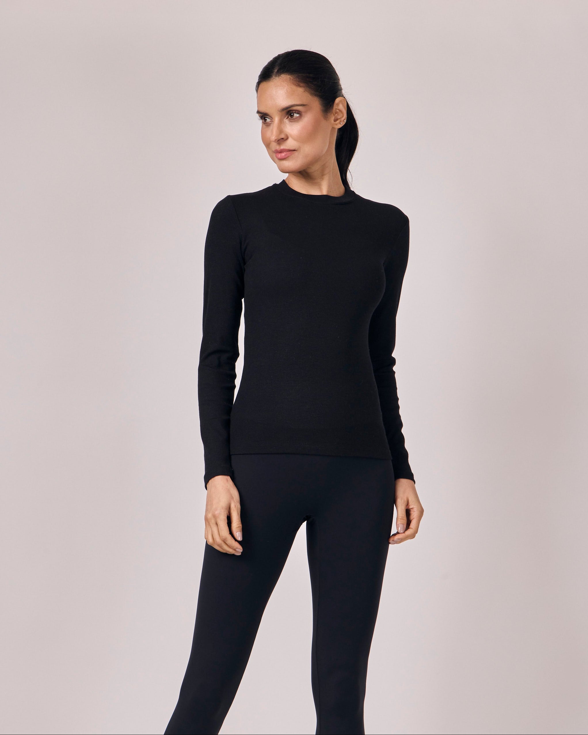 Blusa Manga Longa Ajustada Modal - Preto