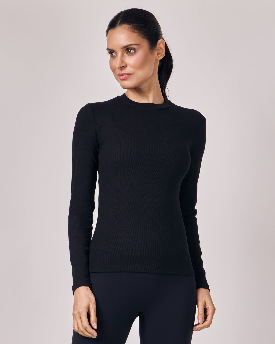 Blusa Manga Longa Ajustada Modal - Preto