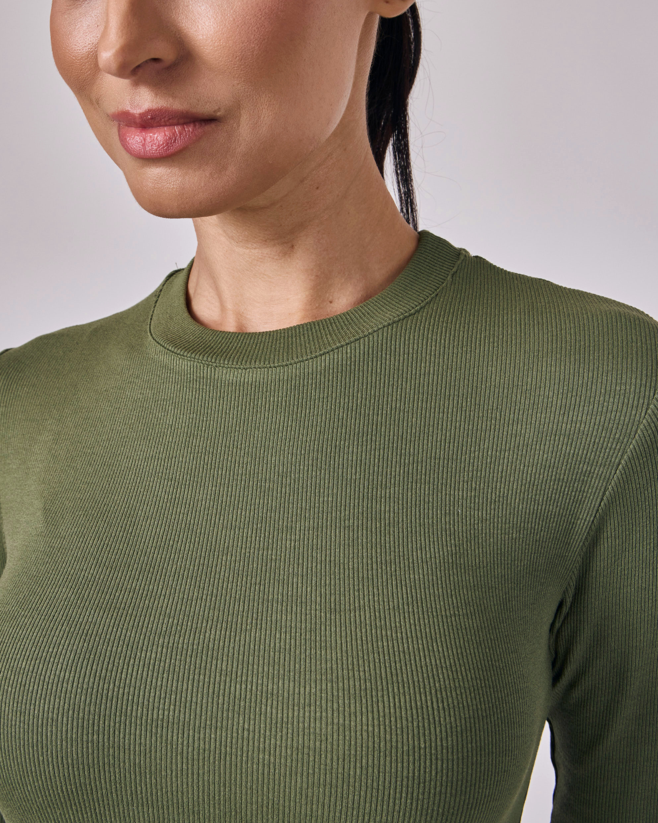 Blusa Manga Longa Ajustada Modal - Eucalipto