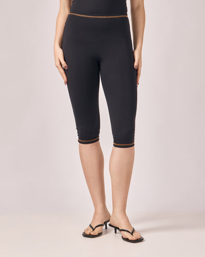 Calça Capri by Gabriela Diniz - Preto