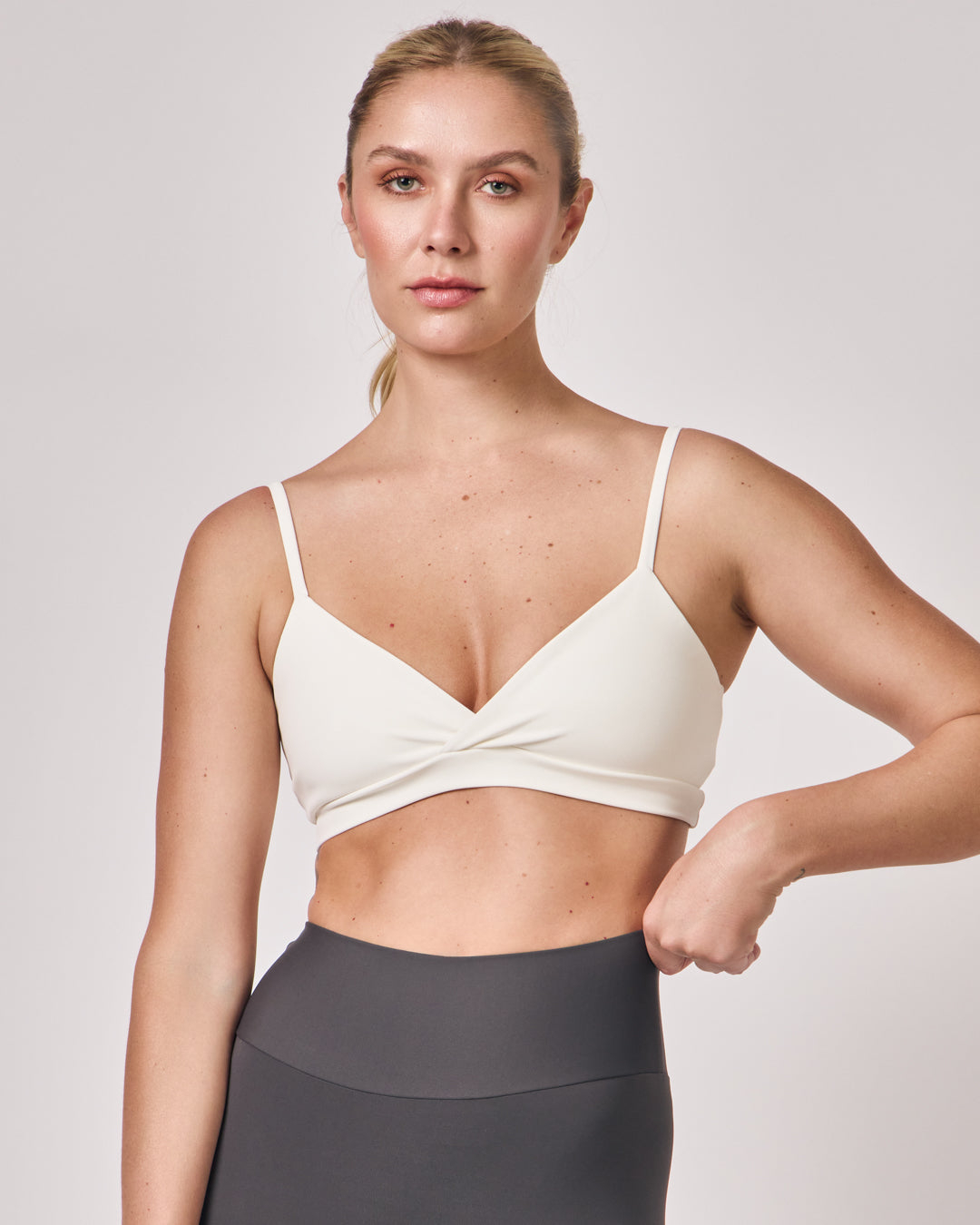 Top Triângulo Flow - Off White