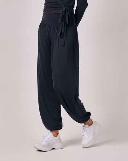 Calça Aladim - Preto