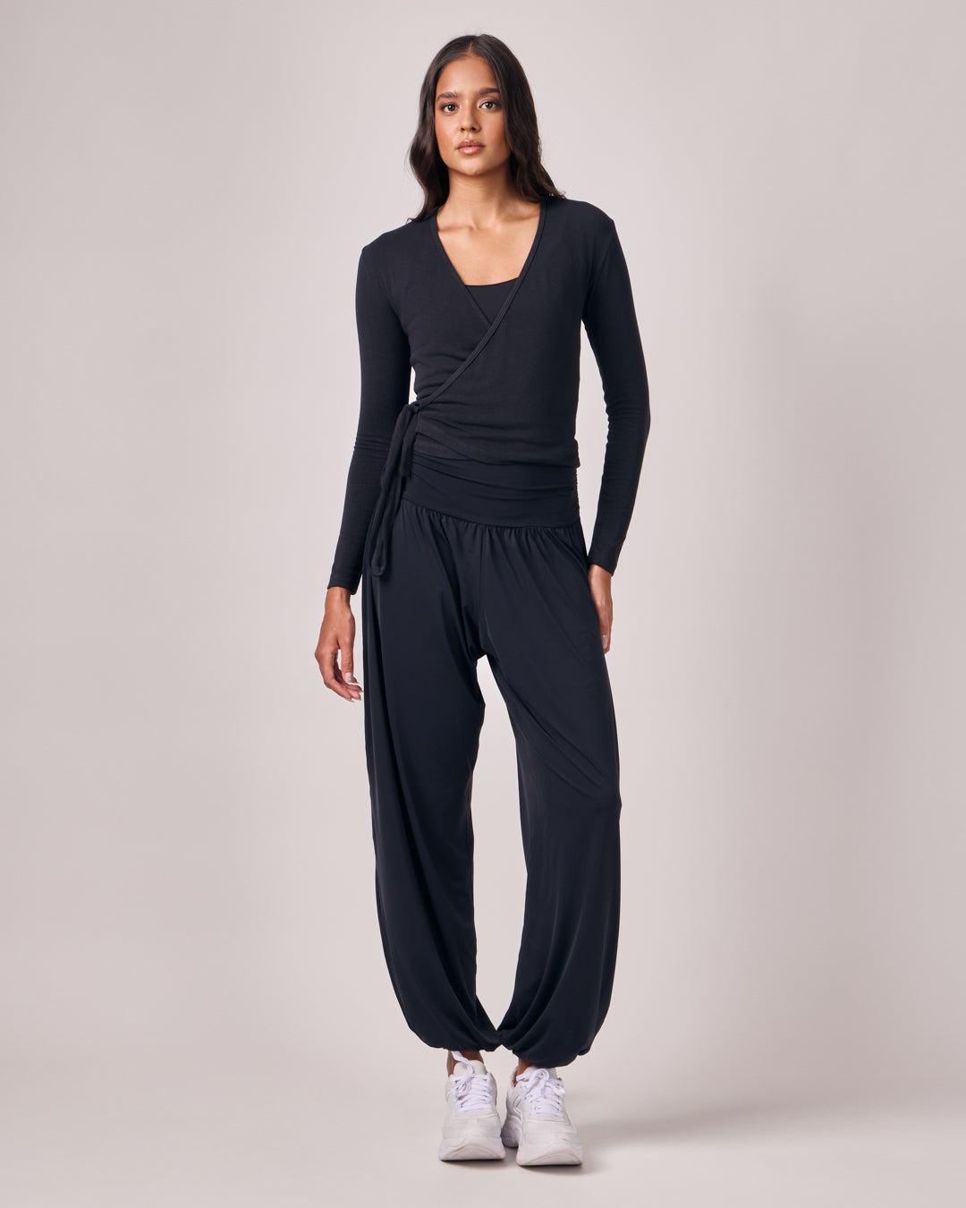 Blusa Transpassada Modal Texture - Preto