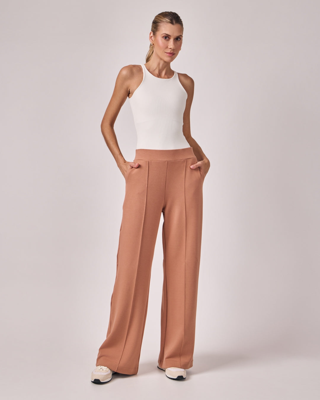 Calça Ampla Casual Cós Liso - Mocha