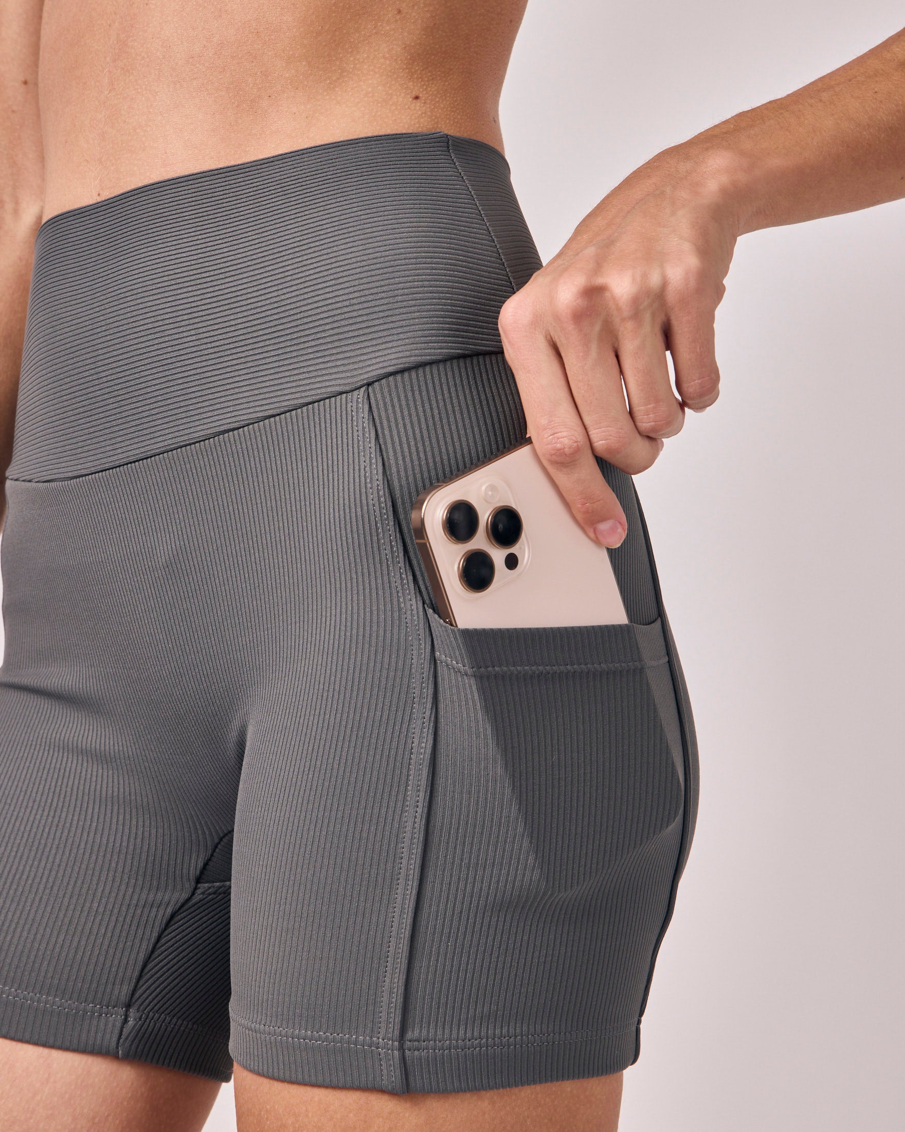 Shorts Biker Rib - Cinza Chumbo